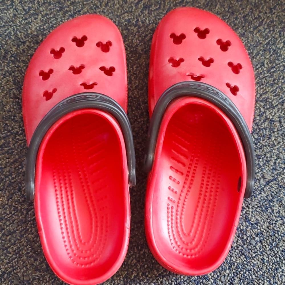Disney Mickey Mouse Crocs Size W10/M8